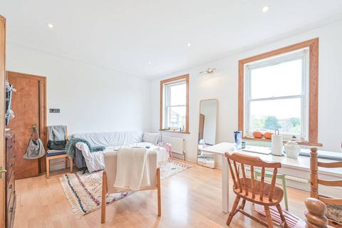 2 bedroom flat for sale, Frognal, Hampstead, London, NW3