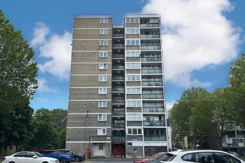 2 bedroom flat for sale, Flat 43 Arlington House, Evelyn Street, Lewisham, London, SE8 5QT