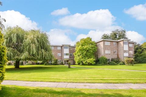 1 bedroom flat to rent, St Johns Court, Warwick