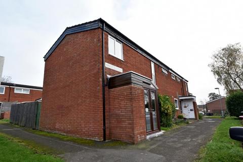 4 bedroom end of terrace house for sale, Threshfield Close, Bury BL9