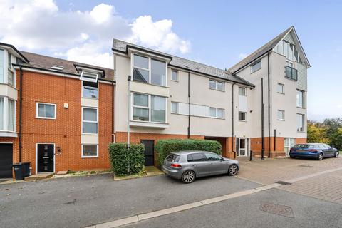 2 bedroom apartment for sale, Montfort Drive, Chelmsford, Essex