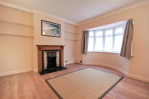 2 bedroom semi-detached bungalow to rent, Stanley Avenue, Portslade, Brighton