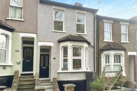 4 bedroom terraced house to rent, Upper Holly Hill Road, Belvedere DA17