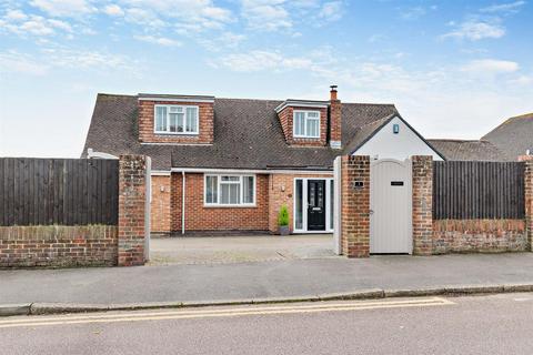 4 bedroom detached house for sale, Copsewood Way, Bearsted, Maidstone