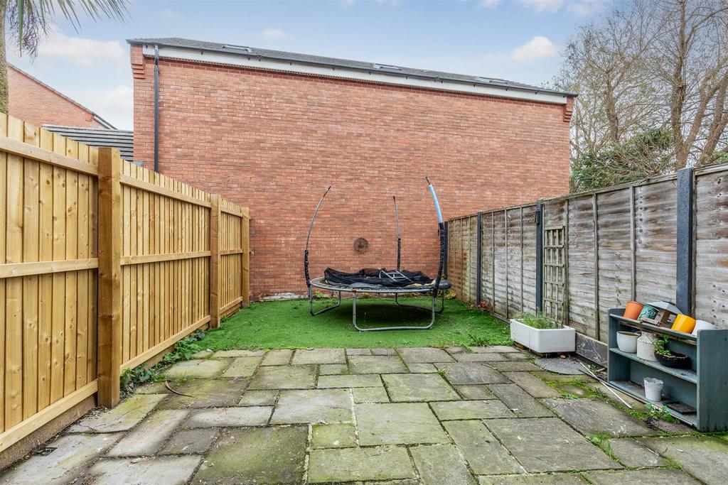 New Charlton Way, Patchway Rear Garden.jpg