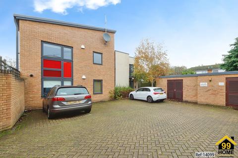 2 bedroom apartment for sale, Masons Close, SOLIHULL, West Midlands, B92