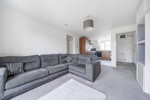 2 bedroom flat for sale, Kimblewick House, Barleythorpe