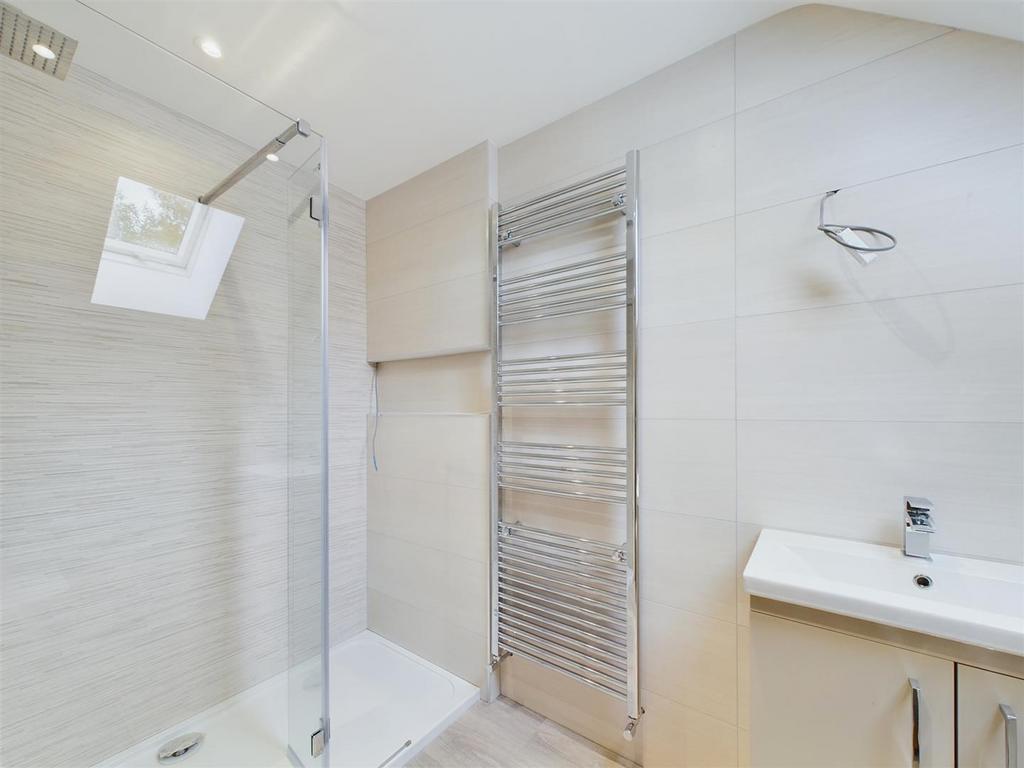 En suite shower room