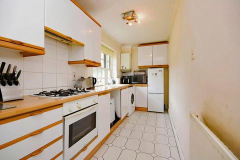 3 bedroom terraced house for sale, Austen Drive, Ingatestone CM4