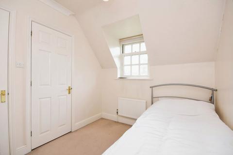 3 Austen Drive, Stock, Ingatestone, CM4 9FB