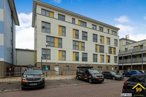 2 bedroom flat for sale, Edwin Court, Fratton Way, Hampshire, PO4