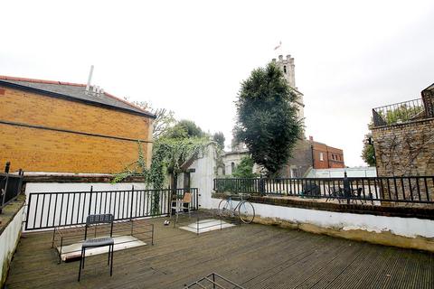 2 bedroom flat to rent, 34 Cannon Street Road, London E1