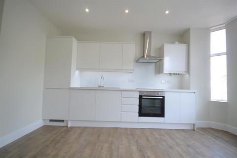 1 bedroom flat to rent, Devonshire Road, Bexhill-On-Sea TN40