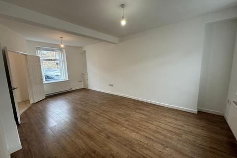 3 bedroom terraced house to rent, Rees Street Gelli - Gelli