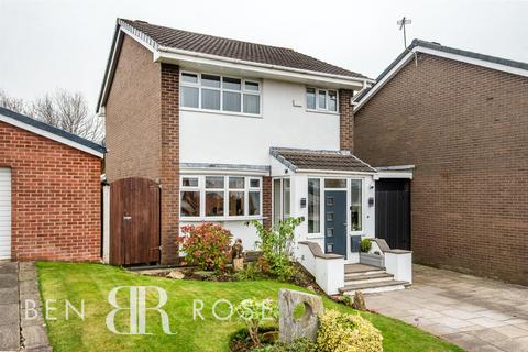 3 bedroom detached house for sale, Carleton Road, Chorley