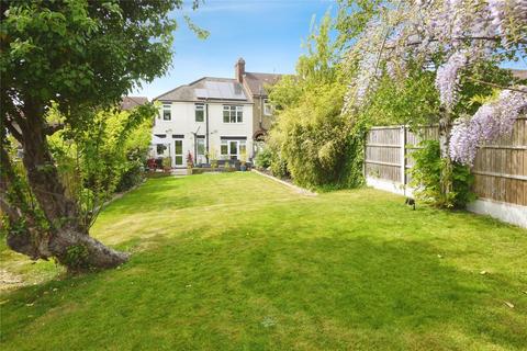 46 Kavanaghs Road, Brentwood, CM14 4NE