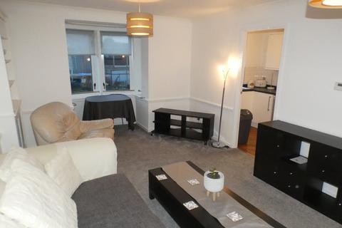 2 bedroom flat to rent, Rutland Court, Glasgow G51