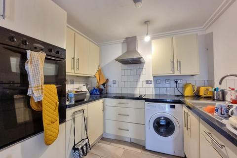 1 bedroom flat for sale, Abbey Road, Barking