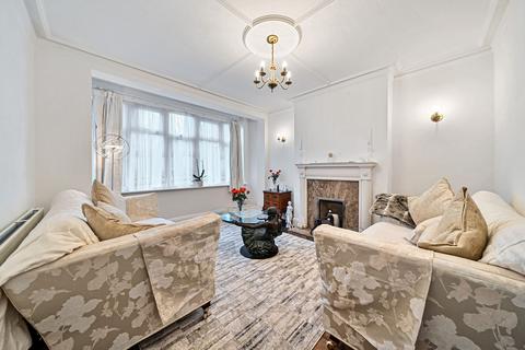 3 bedroom end of terrace house for sale, Pollards Hill South, London SW16