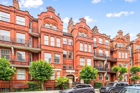 3 bedroom apartment to rent, Hamlet Gardens, King Street, W6