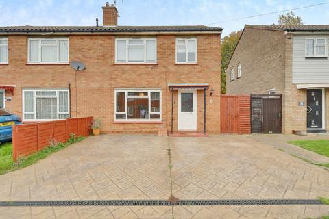 3 bedroom semi-detached house for sale, Merrivale, Benfleet, SS7