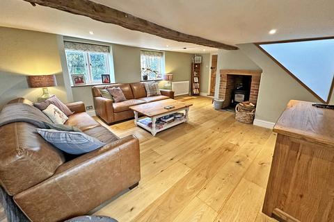 4 bedroom equestrian property for sale, Hatchet Lane, Beaulieu, Brockenhurst, Hampshire, SO42