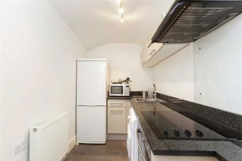 1 bedroom flat to rent, Inverness Terrace, London W2