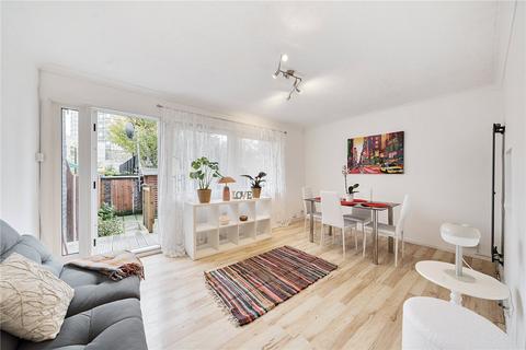 3 bedroom maisonette for sale, Canute Gardens, London SE16