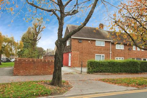 3 bedroom end of terrace house for sale, Shannon Road, Hull