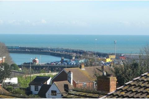 4 bedroom detached house for sale, Elmstead Place, Folkestone