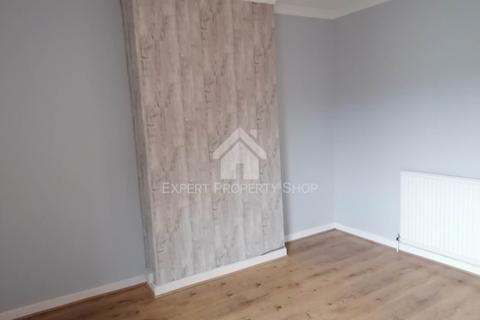 2 bedroom house to rent, 196 Gateford Road, Worksop