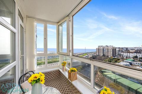 3 bedroom apartment for sale, Marine Drive, Brighton BN2