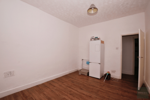 1 bedroom flat for sale, Balfour Road, ILFORD, IG1