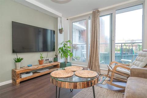 1 bedroom apartment for sale, Lankaster Gardens, London, N2