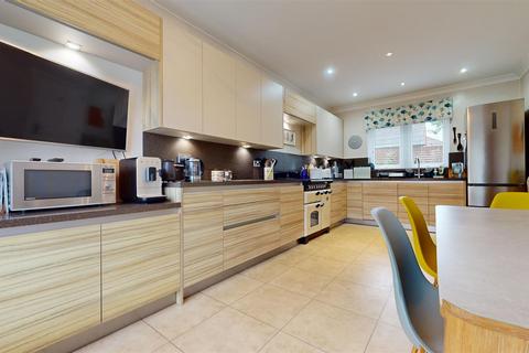 5 bedroom detached house for sale, Frampton Grove, Westcroft, Milton Keynes