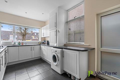 3 bedroom terraced house for sale, Kingsland Avenue, Chapelfields, Coventry, CV5