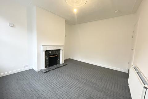 2 bedroom terraced house for sale, Vinery View, Leeds, West Yorkshire, LS9