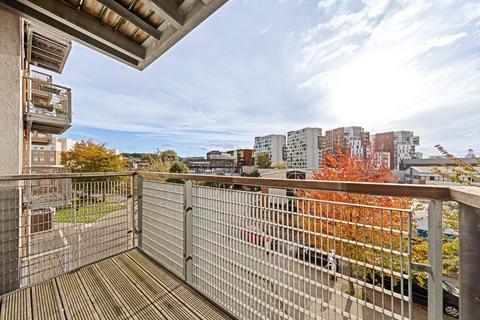 2 bedroom apartment for sale, Tarves Way Greenwich SE10