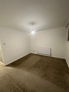 2 bedroom house to rent, Craybury End, London SE9