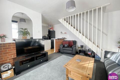 1 bedroom end of terrace house for sale, The Bentleys, Southend On Sea