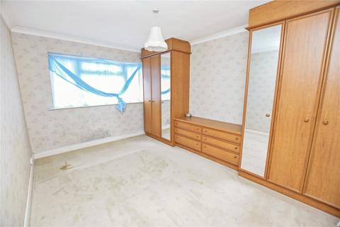 2 bedroom maisonette for sale, Russell Close, Bexleyheath, DA7