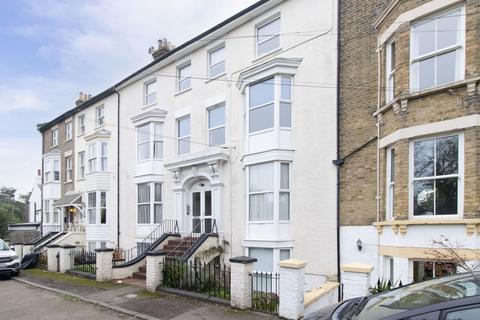 2 bedroom flat for sale, Devonshire Terrace, Broadstairs, CT10