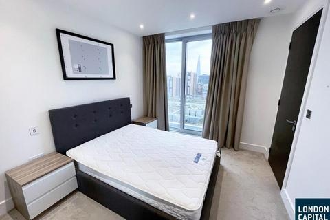 3 bedroom apartment for sale, Piazza Walk, London, E1