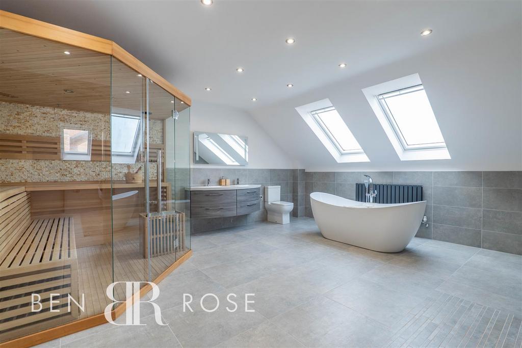 Master Ensuite