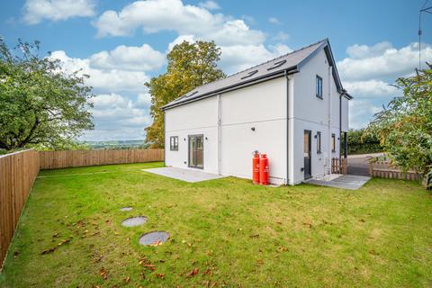 4 bedroom detached house for sale, Warrage Road, Raglan, Usk NP15