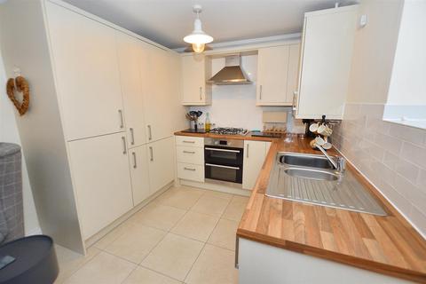 2 bedroom flat for sale, Eccles Way, Holt