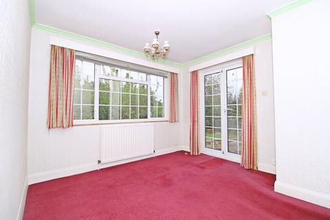 88 Hayes Way, Beckenham, BR3 6RS