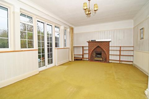 88 Hayes Way, Beckenham, BR3 6RS
