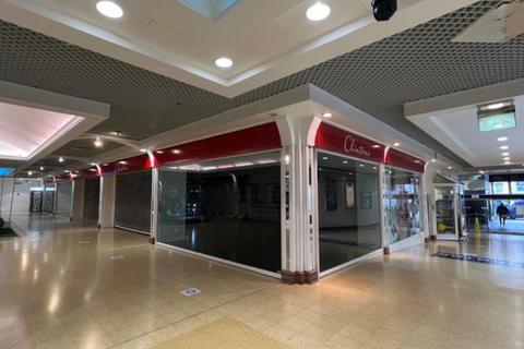 Retail property shopping centre to rent, M The Wellington, Aldershot GU11