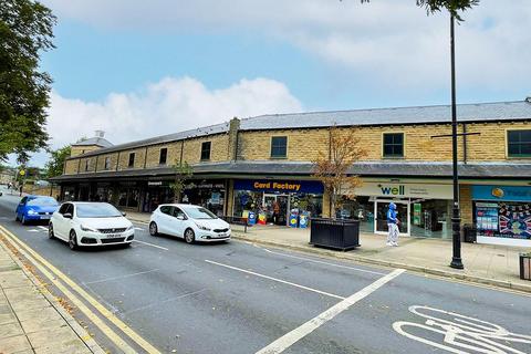 Convenience store to rent, Northgate, Heckmondwike WF16